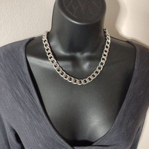18 Inch Silver Tone Curb Link Chain Necklace With Toggle Clasp